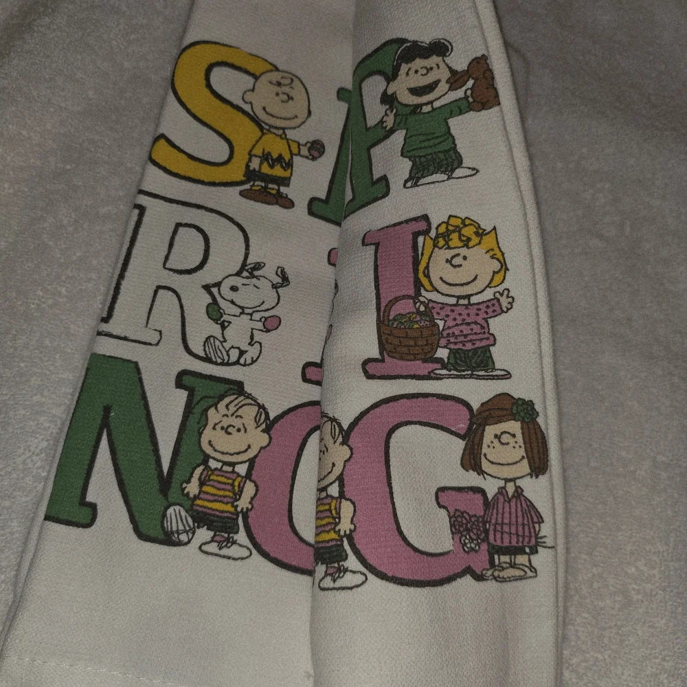 Peanuts Spring Themed Towel